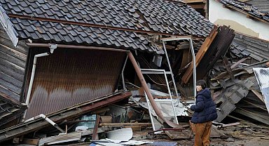 Japonya'yı vuran 7.6'lık depremde can kaybı 57'ye yükseldi