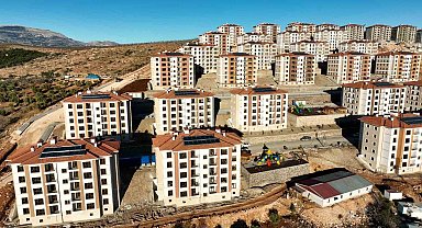 Kahramanmaraş'ta afet konutlarının sağlamlığı depremzedelerin beğenisini topladı