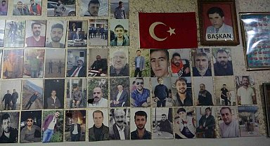 Kahvehane işletmecisinin fotoğraf sevdası
