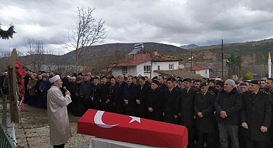 Kalbine yenik düşen uzman çavuş toprağa verildi
