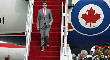 Kanada Başbakanı Trudeau'nun uçağı arızalandı