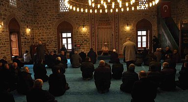 Kanuni Sultan Süleyman'ın yaptırdığı camide 7 yıl sonra ilk namaz