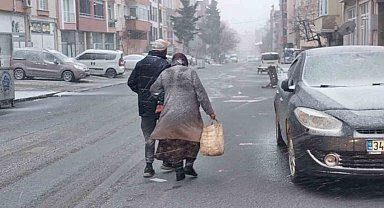 Kar İstanbul'un sınırına dayandı