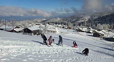 Karın keyfini en çok çocuklar çıkardı