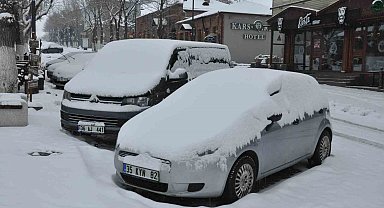 Kars kara teslim, 69 köy yolu ulaşıma kapandı