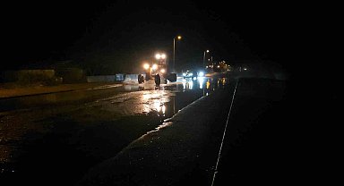Kastamonu'da deniz taştı, sokaklar su altında kaldı