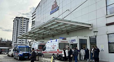 Kastamonu'da rüzgarın taşıdığı göz yaşartıcı gaz 86 öğrenciyi hastanelik etti