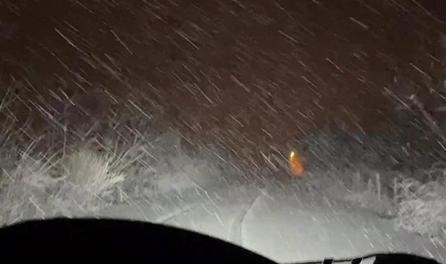 Kastamonu'nun yüksek kesimlerinde kar yağışı etkili oldu