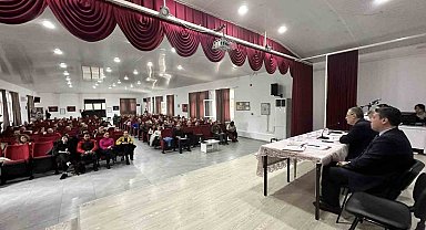 Kaymakam Ertaş öğretmenler ile bir araya geldi