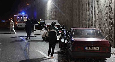 Kayseri'de iki otomobil çarpıştı: 1 yaralı