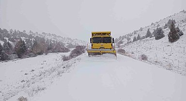 Kayseri'de kapanan 139 yol ulaşıma açıldı