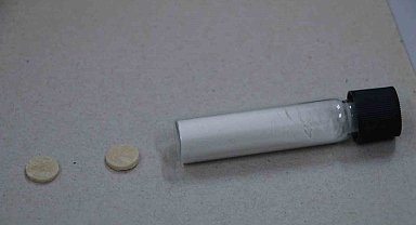 Kemik enfeksiyonlarını hızlı bir şekilde iyileştirecek 'Akıllı kemik çimentosu' tableti geliştirildi