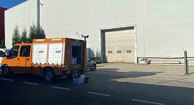 Kimyasal sızıntı alarmı: Gökyüzünü turuncu duman kapladı