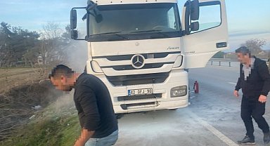 Kırklareli'nde seyir halindeki kamyonda yangın