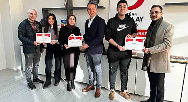 Kızılay'dan gönüllülere teşekkür belgesi