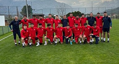 Kömürspor, Antalya'da çift idmanla çalışmalarını sürdürdü