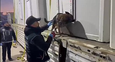 Konteyner yüklü tırda 146 kilo uyuşturucu ele geçirildi: 3 gözaltı
