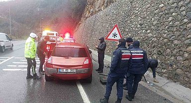 Kontrolden çıkan otomobil takla attı: 3 yaralı