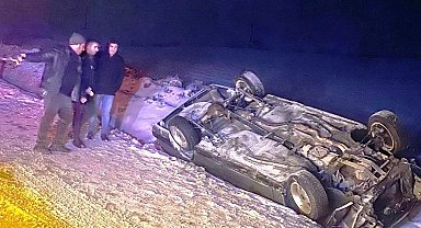 Konya'da otomobil şarampole devrildi: 4 yaralı