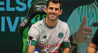Konyaspor'da Nelson Oliveira ile yollar ayrıldı