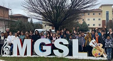 Köyceğiz Ortaokulu öğrencileri Muğla'daki okulları gezdi