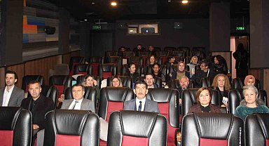 Köyceğiz'de öğretmenler 'Aybüke; Öğretmen Oldum Ben' filmini izledi