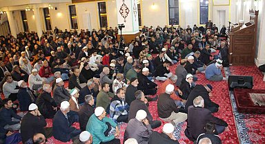 Kumluca'da yılbaşı akşamı Kur'an ziyafeti ve şehitlere dua gecesi düzenlendi