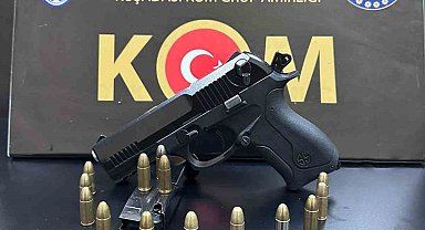 Kuşadası'nda silahlı şüpheli yakalandı