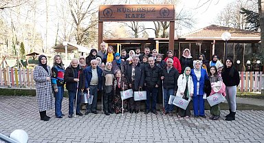 Kusursuz kafede bir araya geldiler