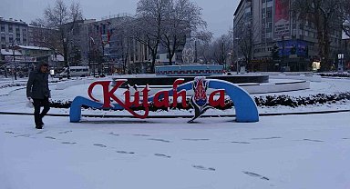 Kütahya beyaza büründü