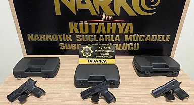 Kütahya'da kiralık araçta 3 adet ruhsatsız tabanca ele geçirildi