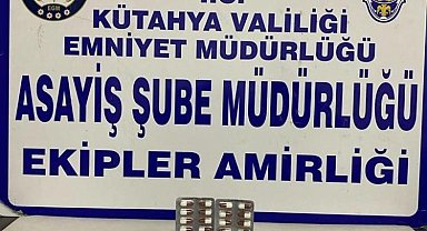 Kütahya'da polisin Bölge Uygulamasında uyuşturucu hap ele geçirildi