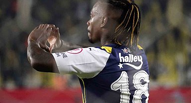 Lincoln 1 gol, 1 asistle döndü