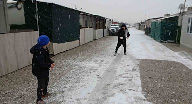 Malatya'da kar yağısı etkili oluyor