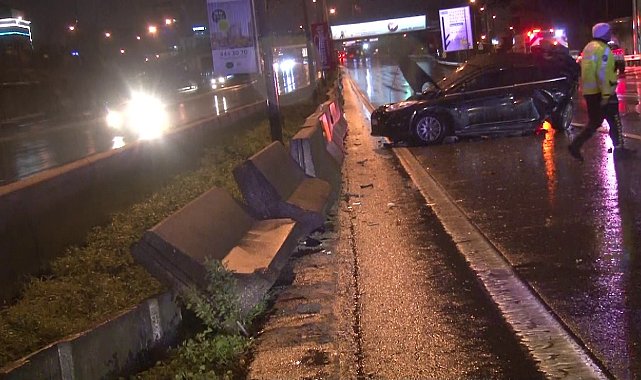 Maltepe'de 4 aracın karıştığı kazada, 4 kişi yaralandı