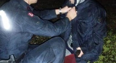Mantar toplarken kaybolan vatandaşı jandarma ekipleri buldu