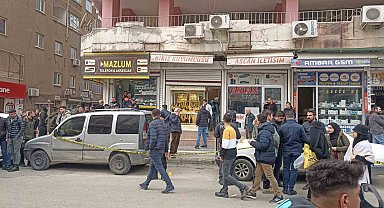 Mardin'de maskeli şahıslardan kuyumcuya silahlı saldırı
