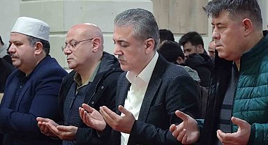 Mardin'de şehitler için sabah namazı sonrası dua programı