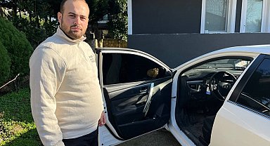 Markete gitti, döndüğünde otomobilinde başkasını gördü