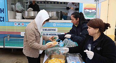 Marmaris Belediyesi'nden öğrencilere çorba ve makarna ikramı