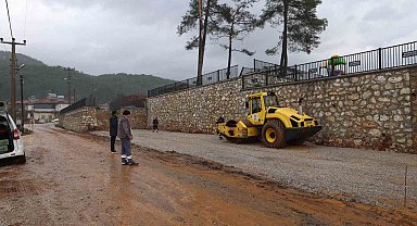 Marmaris Çetibeli Mahallesi'ne meydan yapılıyor
