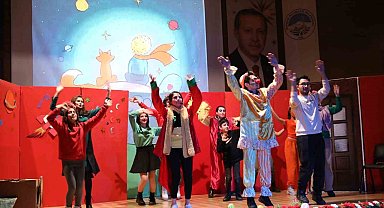 Melikgazi'den minik öğrencilere tiyatro oyunu