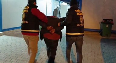 Menemen polisi çalınan aracı kısa sürede buldu