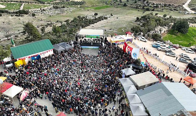Mersin'de '2.Nergis Şenliği' düzenlendi