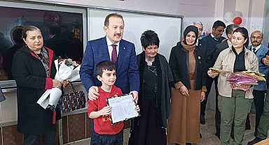 Mersin'de 435 bin öğrenci karne aldı