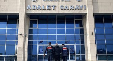 Mersin'de fuhuş yaptırdığı belirlenen şüpheli gözaltına alındı