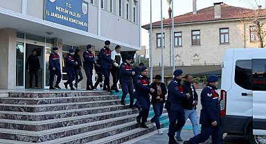 Mersin'de terör örgütü PKK operasyonu: 7 şüpheli yakalandı