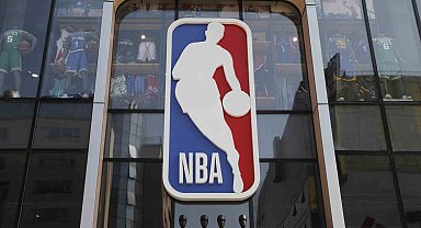 Milwaukee Bucks, Sacramento Kings'i Lillard'ın son saniye üçlüğüyle yendi