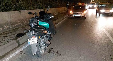 Motosiklet park halindeki otomobile çarptı: 1 yaralı