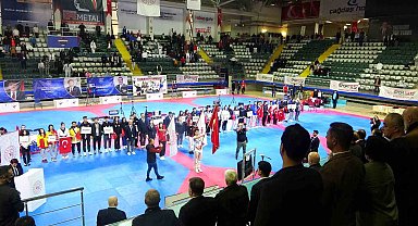 Muğla'da Büyükler Türkiye Taekwondo Şampiyonası başladı